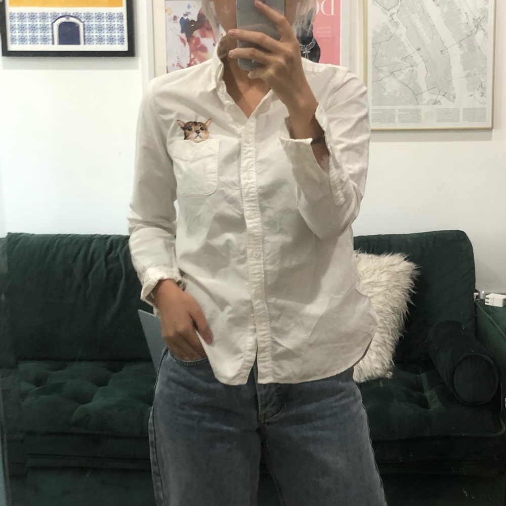Pocket cat white shirt